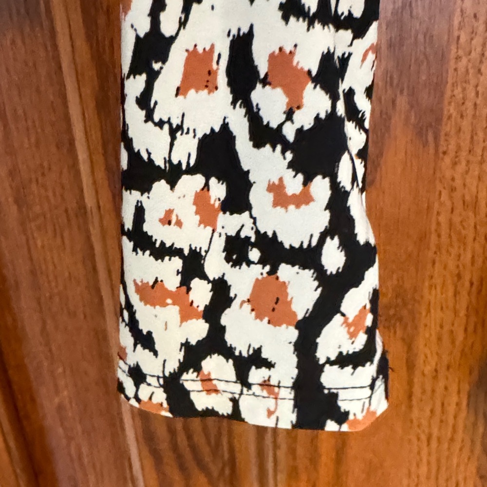 INC International Concepts Black and White Blouse with Orange Accents - Picture 5 of 5